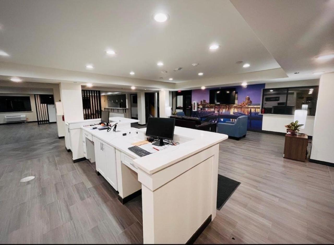 Clarion Pointe Ξενοδοχείο Μιλγουόκι Εξωτερικό φωτογραφία
